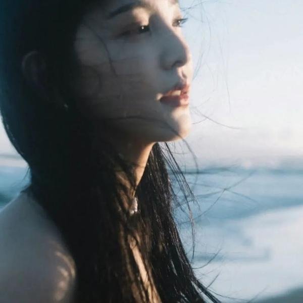 宫锁珠帘